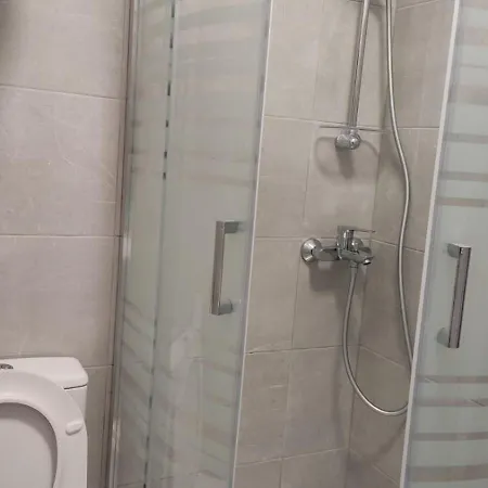 아파트 Branka 로고즈니차